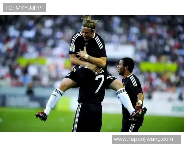 足球明星背影中的难忘瞬间与他们的传奇故事